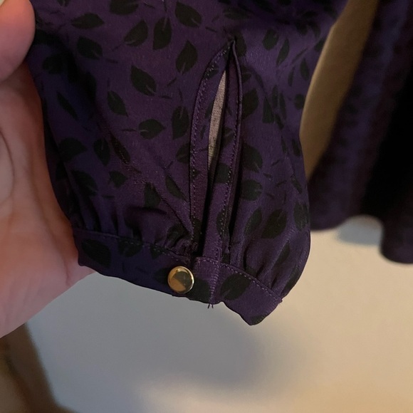 NWT Liz Claiborne Purple Blouse Size Small - Picture 3 of 8